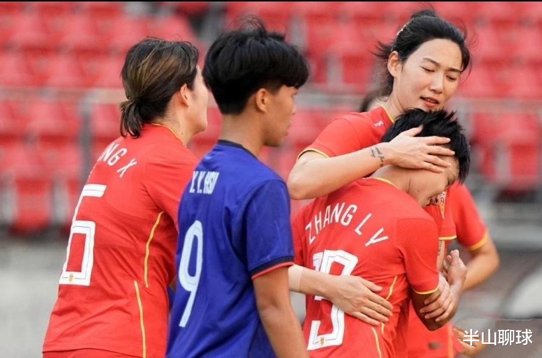 0-3到2-2！女足出征世界杯，首战丹麦女足渴望开门红，CCTV5直播(2)