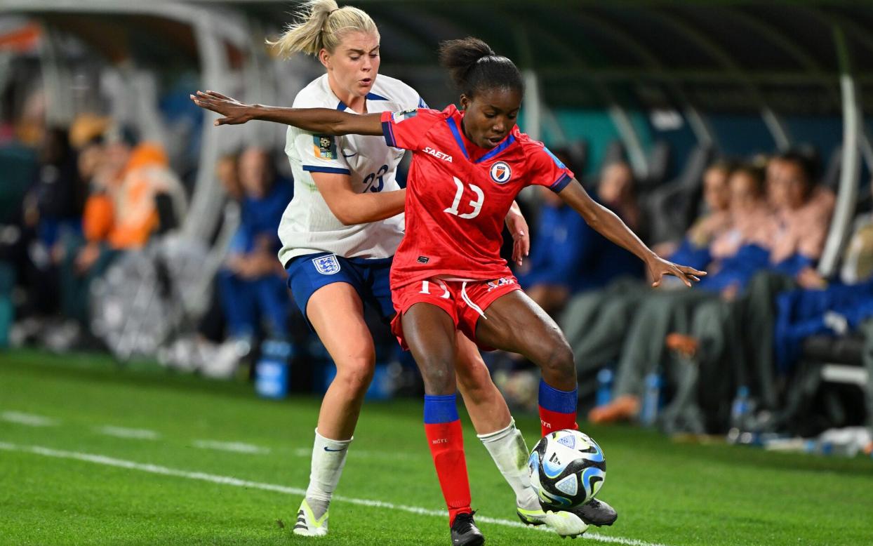 首轮比赛证明国际足联将女足世界杯扩军至32支球队是正确的