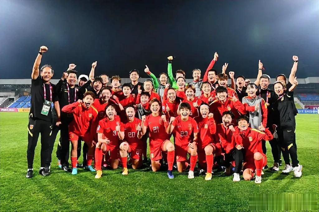 明日中国女足将迎来生死之战

明日8月1日，同样也是建军节，中国女足小组赛将迎来