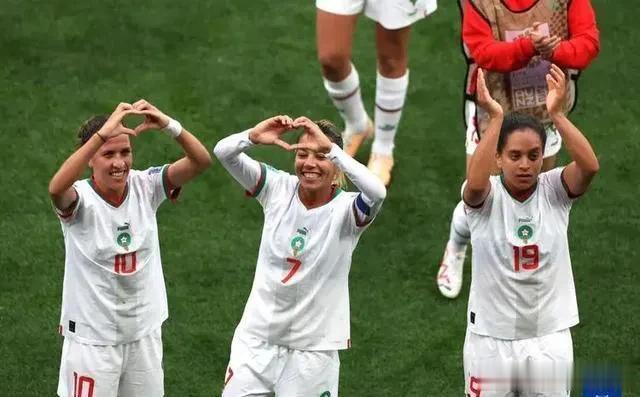 0-1！韩国队2场0分0进球，并列亚洲最差，中国女足赢两球将创奇迹

引言：
世(2)