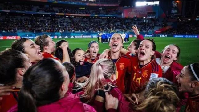 首夺世界杯冠军，西班牙女足能够拿到多少奖金？数字惊人(2)