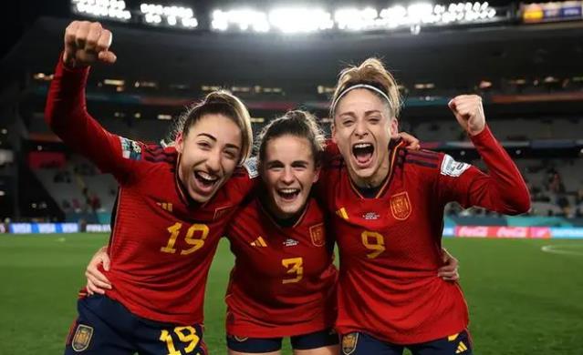 首夺世界杯冠军，西班牙女足能够拿到多少奖金？数字惊人(4)