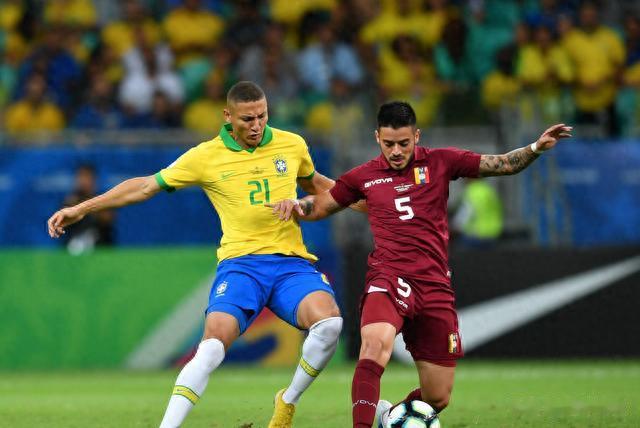 世预赛：阿根廷战秘鲁追四连胜，巴西做客乌拉圭力争反弹(6)