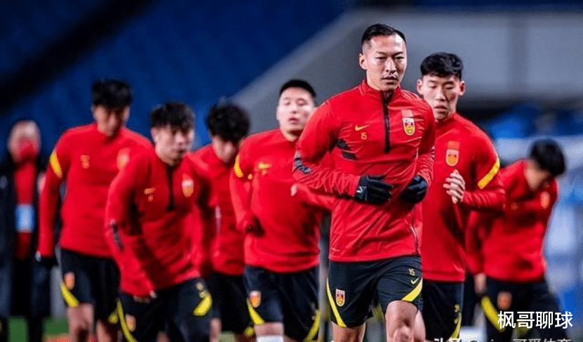情况不妙！中国足球连遭越南泰国羞辱，国足能够一雪前耻吗？