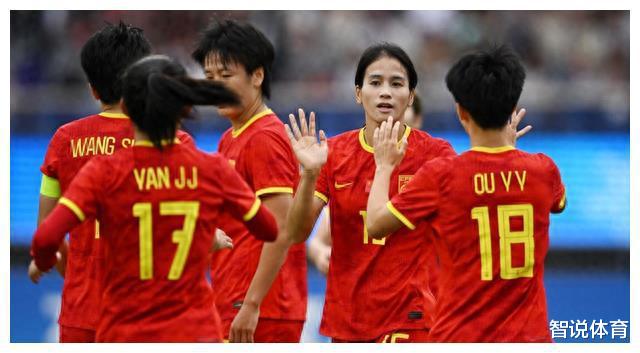 中国女足新阵容展望：3老将掉队，3猛将回归，首发席卷留洋风暴
