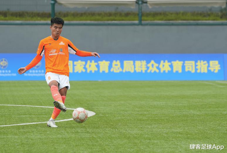 发挥塔基作用，力助中国足球走好新长征——第七届中国职工足球联赛总决赛开幕(2)