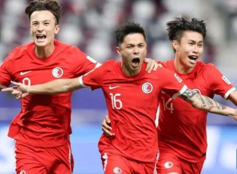 亚洲杯再现丑陋画面，中国香港男足拒唱国歌，屡教不改该管管了