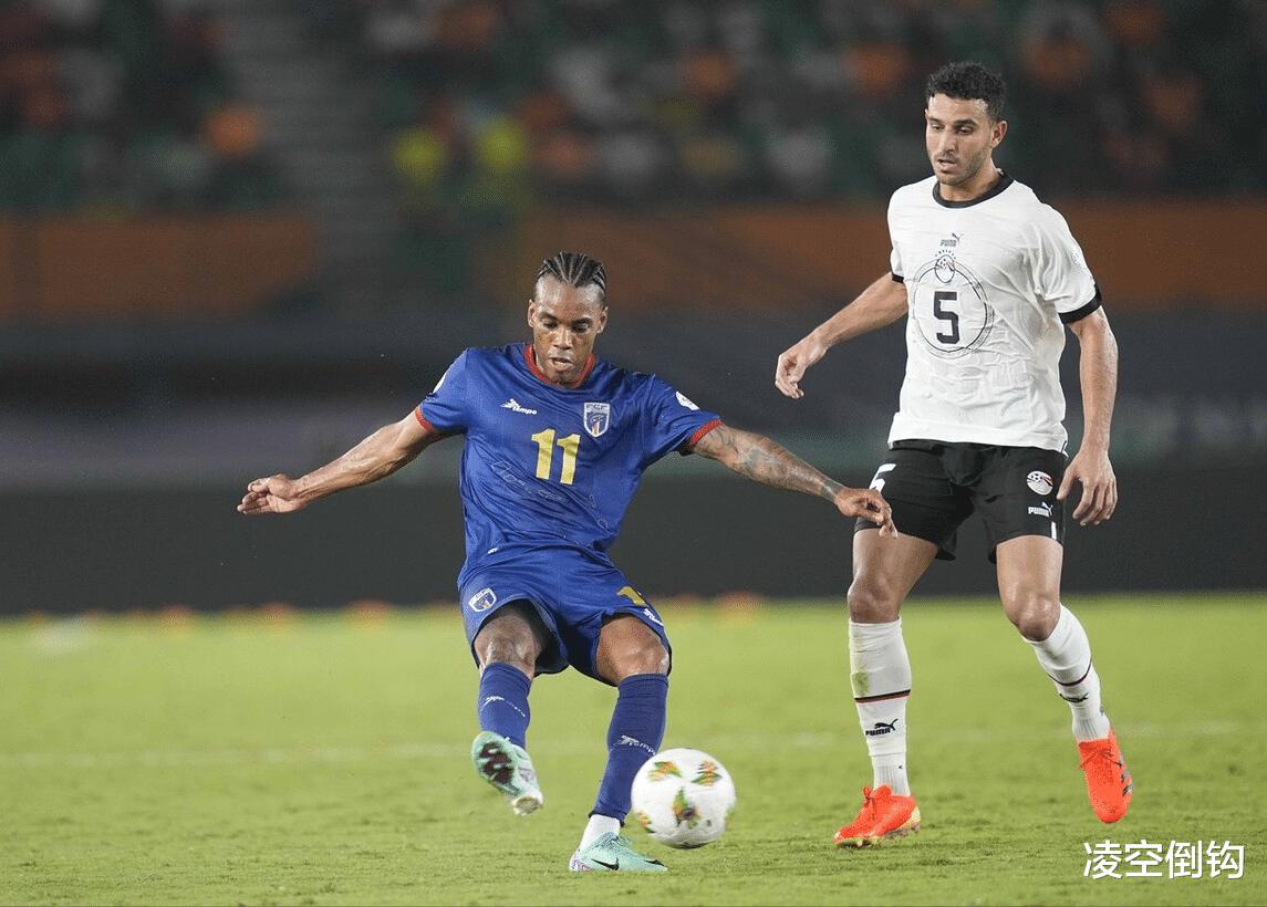 萨拉赫缺席，埃及队2-2逼平领头羊，力压加纳直接晋级非洲杯16强(1)