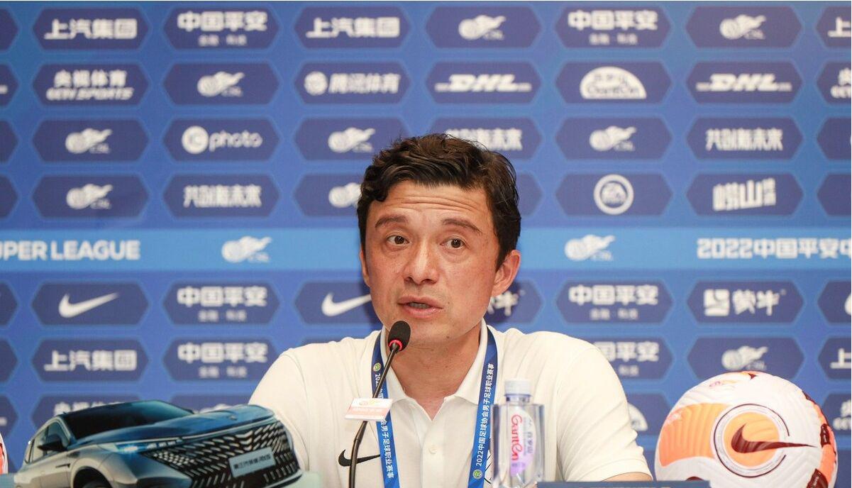 谢晖是一个充满激情教练 还不如让他带队下国足 激活疲软的锋线(4)