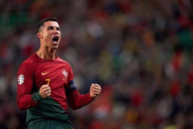 葡萄牙男足公布大名单，C罗 佩佩等老将悉数在列(1)