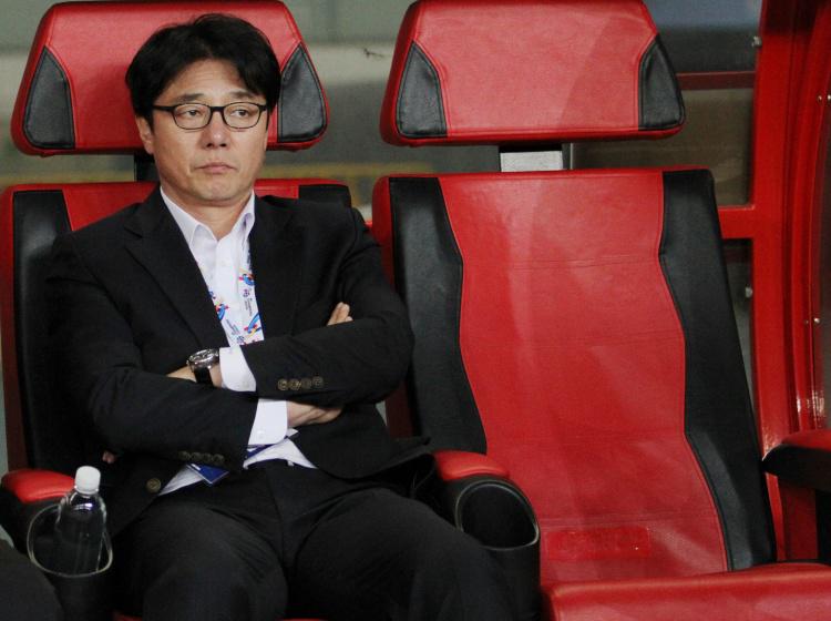 韩媒：已有20余名外籍教练申请韩国主帅，其中有人有英超执教履历(1)